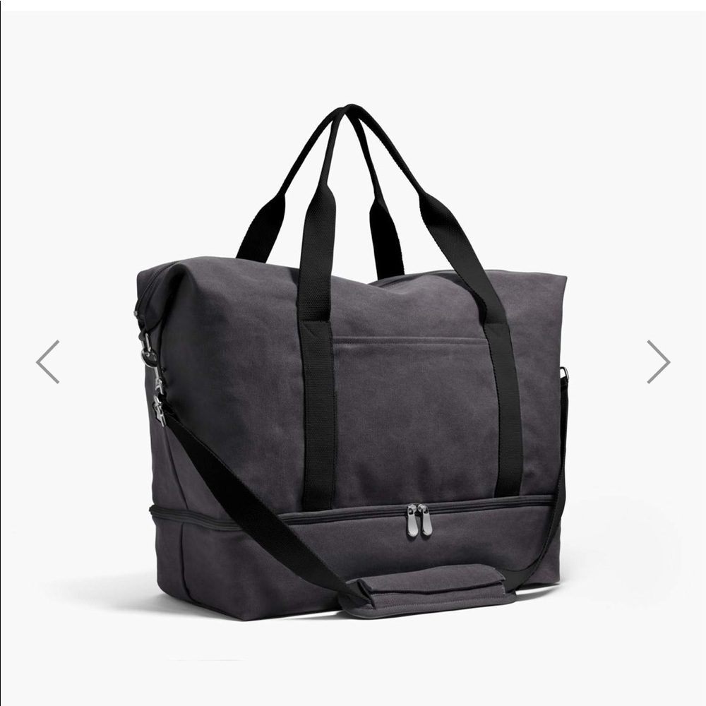 Lo & Sons Small Catalina Deluxe Weekender Bag